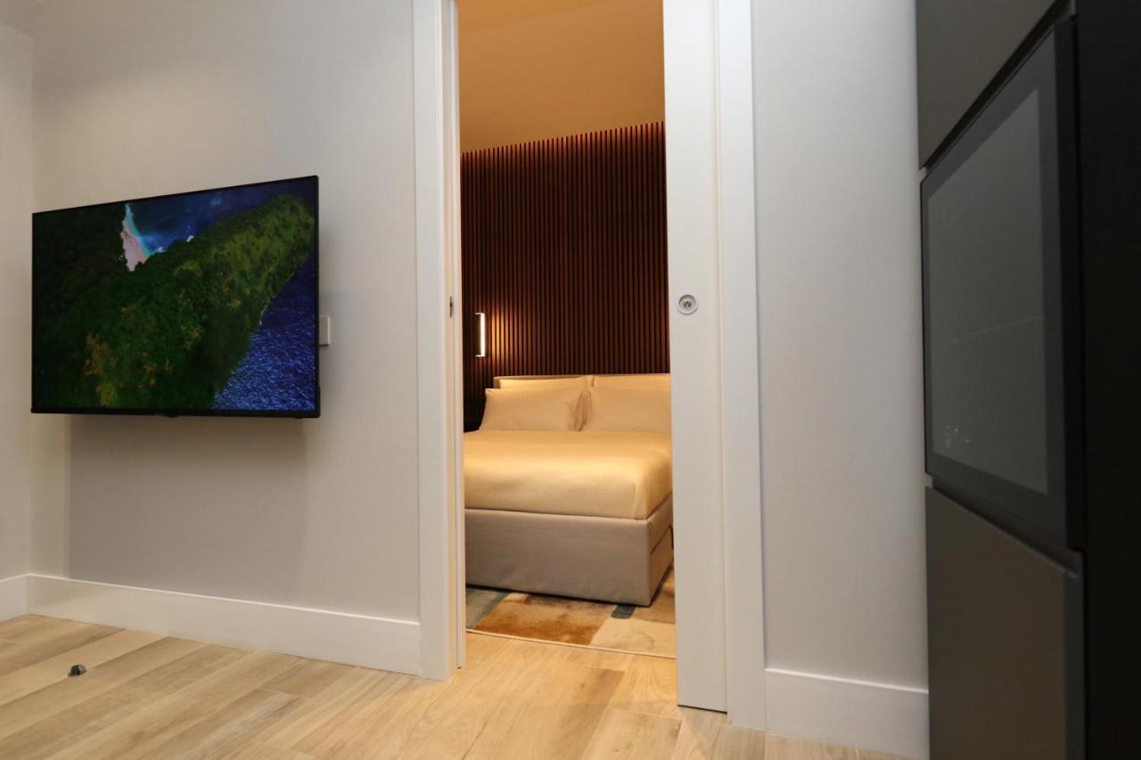 Renovated & Fully Equipped-Luxurious-2Room Fontana Suite, It Just Doesn'T Get Any Better! Olbia Eksteriør billede